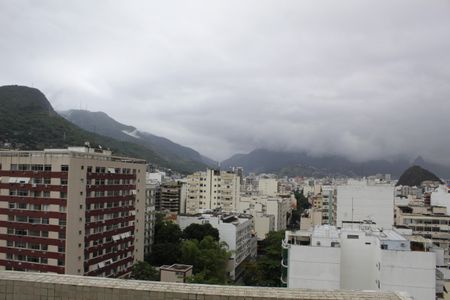 Apartamento à venda com 172m², 3 quartos e 2 vagasCobertura