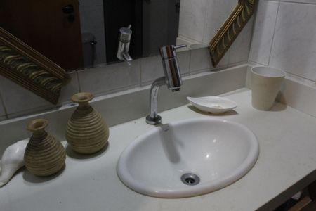 Apartamento à venda com 172m², 3 quartos e 2 vagasBanheiro Social