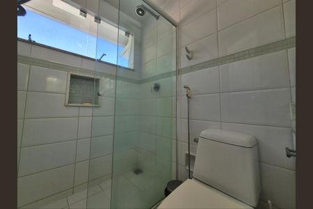 Casa à venda com 430m², 6 quartos e 3 vagasBanheiro da Suíte 1