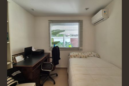 Casa à venda com 430m², 6 quartos e 3 vagasQuarto 1