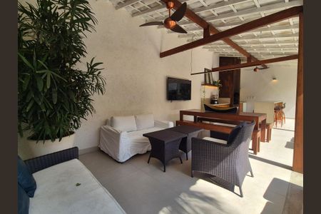 Casa à venda com 430m², 6 quartos e 3 vagasVaranda gourmet