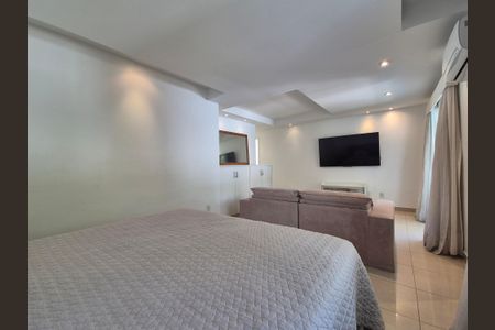 Casa à venda com 430m², 6 quartos e 3 vagasSuíte 3