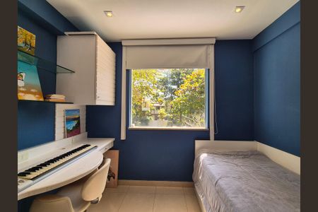 Casa à venda com 430m², 6 quartos e 3 vagasQuarto 3