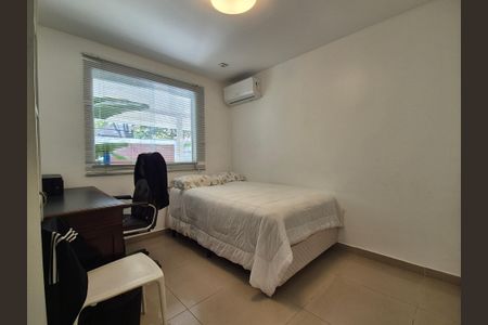 Casa à venda com 430m², 6 quartos e 3 vagasQuarto 1