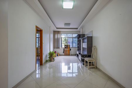 Apartamento à venda com 115m², 3 quartos e 1 vagaSala