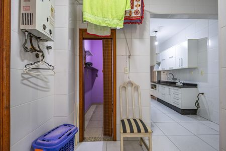 Apartamento à venda com 115m², 3 quartos e 1 vagaÁrea de Serviço