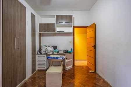 Apartamento à venda com 115m², 3 quartos e 1 vagaQuarto 2