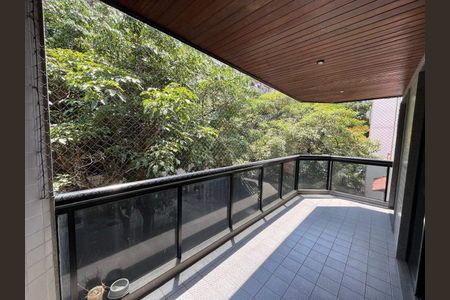 Apartamento à venda com 133m², 3 quartos e 2 vagas