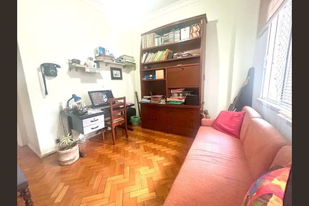 Apartamento à venda com 70m², 2 quartos e sem vaga