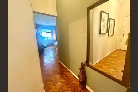 Apartamento à venda com 70m², 2 quartos e sem vaga