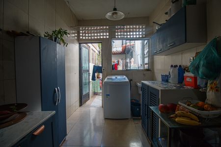 Casa à venda com 165m², 4 quartos e 1 vaga Casa à venda com 165m², 4 quartos e 1 vagaÁrea de Serviço
