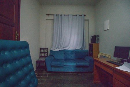 Casa à venda com 165m², 4 quartos e 1 vaga Casa à venda com 165m², 4 quartos e 1 vagaQuarto 1