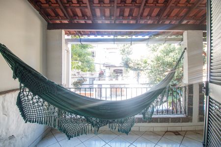 Casa à venda com 165m², 4 quartos e 1 vaga Casa à venda com 165m², 4 quartos e 1 vagaQuarto 4 Varanda
