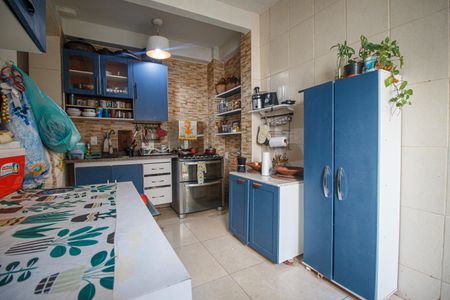 Casa à venda com 165m², 4 quartos e 1 vaga Casa à venda com 165m², 4 quartos e 1 vagaÁrea de Serviço