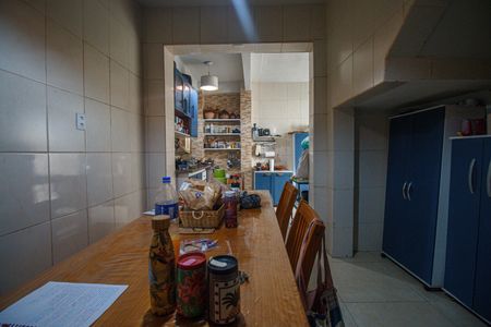Casa à venda com 165m², 4 quartos e 1 vaga Casa à venda com 165m², 4 quartos e 1 vagaCozinha