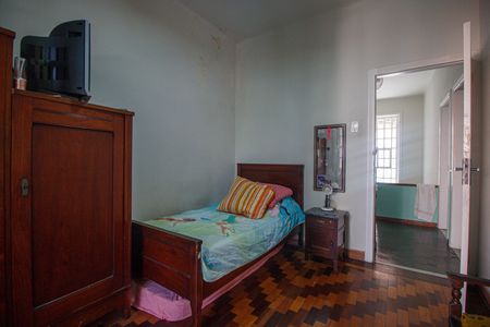 Casa à venda com 165m², 4 quartos e 1 vaga Casa à venda com 165m², 4 quartos e 1 vagaQuarto 5
