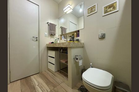 Apartamento à venda com 120m², 3 quartos e 1 vaga Apartamento à venda com 120m², 3 quartos e 1 vagaBanheiro Social 1