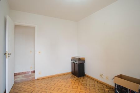 Apartamento à venda com 112m², 4 quartos e 1 vagaQuarto 2