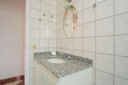 Apartamento à venda com 112m², 4 quartos e 1 vagaBanheiro Social