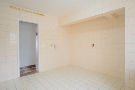 Apartamento à venda com 112m², 4 quartos e 1 vagaCozinha