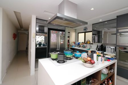 Apartamento à venda com 249m², 3 quartos e 3 vagasSala