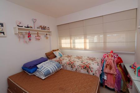 Apartamento à venda com 249m², 3 quartos e 3 vagasQuarto 2