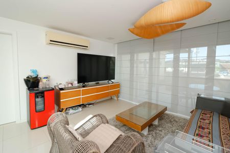 Apartamento à venda com 249m², 3 quartos e 3 vagasQuarto 3