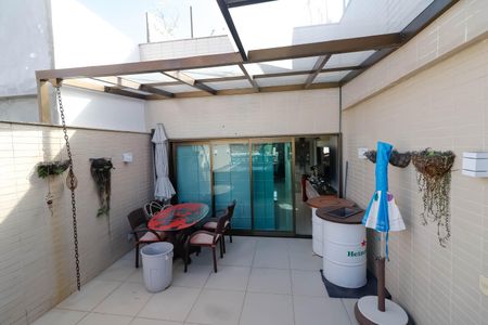 Apartamento à venda com 249m², 3 quartos e 3 vagasÁrea de Serviço