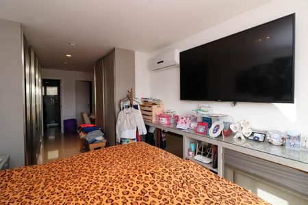 Apartamento à venda com 249m², 3 quartos e 3 vagasQuarto 1