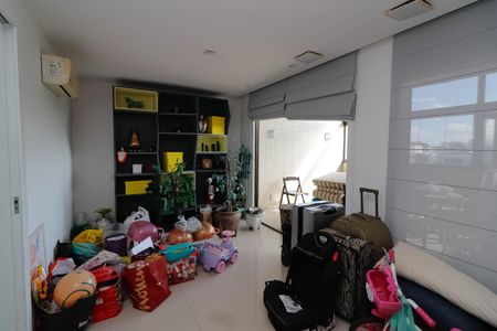 Apartamento à venda com 249m², 3 quartos e 3 vagasQuarto 4