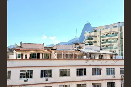 Apartamento à venda com 65m², 2 quartos e sem vaga