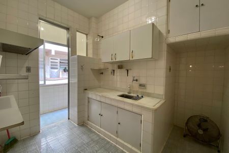Apartamento à venda com 99m², 2 quartos e sem vagaCozinha