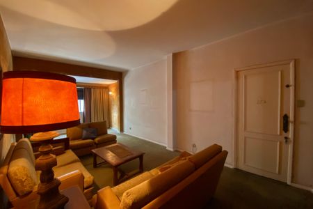 Sala de apartamento à venda com 2 quartos, 99m² em Leme, Rio de Janeiro