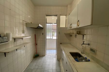 Apartamento à venda com 99m², 2 quartos e sem vagaCozinha