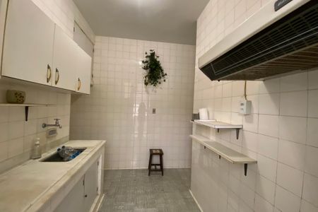 Apartamento à venda com 99m², 2 quartos e sem vagaCozinha