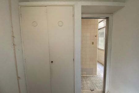 Apartamento à venda com 99m², 2 quartos e sem vagaQuarto de Serviço