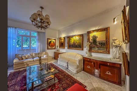 Apartamento à venda com 170m², 3 quartos e sem vaga Apartamento à venda com 170m², 3 quartos e sem vagaSala