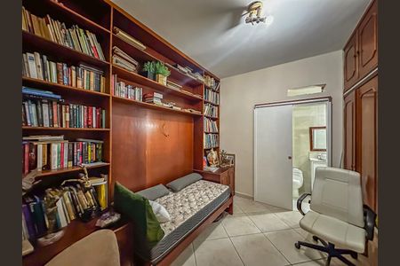 Apartamento à venda com 170m², 3 quartos e sem vaga Apartamento à venda com 170m², 3 quartos e sem vagaSuíte 2