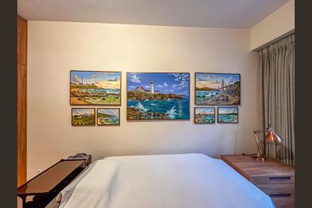 Apartamento à venda com 170m², 3 quartos e sem vaga Apartamento à venda com 170m², 3 quartos e sem vagaSuíte 1