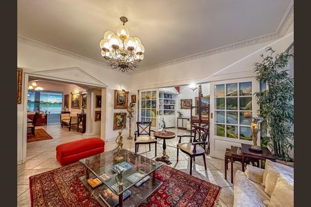 Apartamento à venda com 170m², 3 quartos e sem vaga Apartamento à venda com 170m², 3 quartos e sem vagaSala