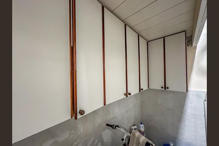 Apartamento à venda com 170m², 3 quartos e sem vaga Apartamento à venda com 170m², 3 quartos e sem vagaÁrea de Serviço