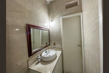 Apartamento à venda com 170m², 3 quartos e sem vaga Apartamento à venda com 170m², 3 quartos e sem vagaBanheiro da Suíte 2