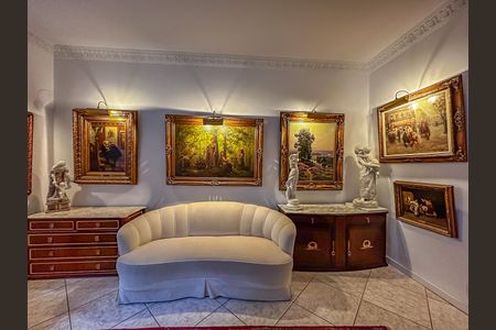 Apartamento à venda com 170m², 3 quartos e sem vaga Apartamento à venda com 170m², 3 quartos e sem vagaSala