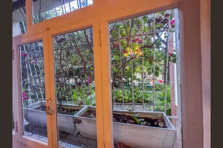 Apartamento à venda com 170m², 3 quartos e sem vaga Apartamento à venda com 170m², 3 quartos e sem vagaSala