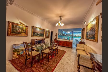 Apartamento à venda com 170m², 3 quartos e sem vaga Apartamento à venda com 170m², 3 quartos e sem vagaSala