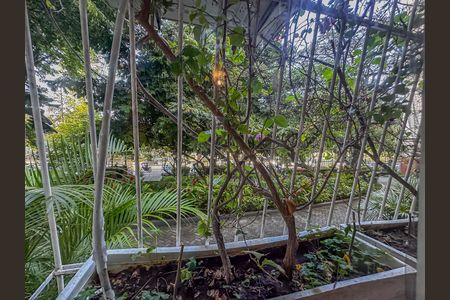 Apartamento à venda com 170m², 3 quartos e sem vaga Apartamento à venda com 170m², 3 quartos e sem vagaSuíte 1