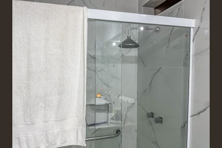 Apartamento à venda com 170m², 3 quartos e sem vaga Apartamento à venda com 170m², 3 quartos e sem vagaBanheiro