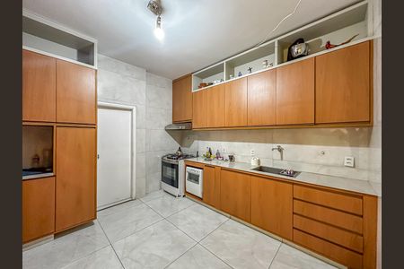 Apartamento à venda com 170m², 3 quartos e sem vaga Apartamento à venda com 170m², 3 quartos e sem vagaCozinha
