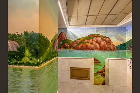 Apartamento à venda com 170m², 3 quartos e sem vaga Apartamento à venda com 170m², 3 quartos e sem vagaHidro