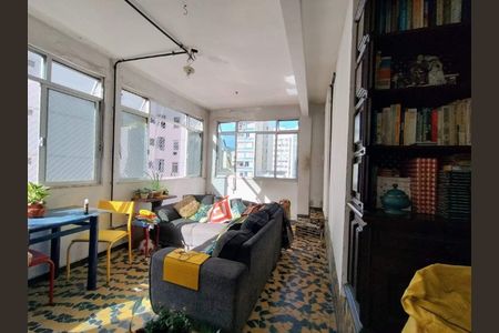Casa à venda com 81m², 5 quartos e 2 vagas